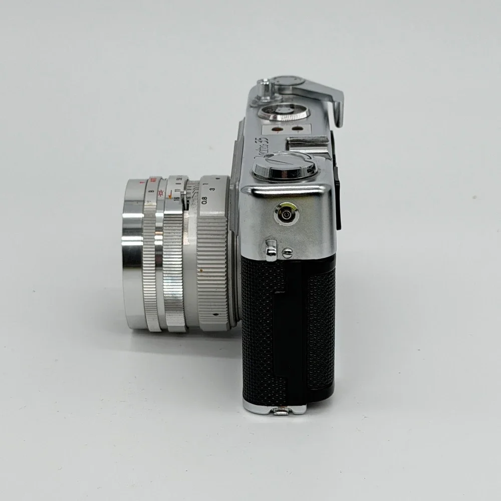 Yashica Electro 35 Rangefinder Camera Yashinon-DX 45mm f1.7 Lens W/ Case Tested